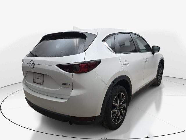 Used 2018 MAZDA CX-5 Touring w/ Preferred Equipment Package AWD/4WD image 6