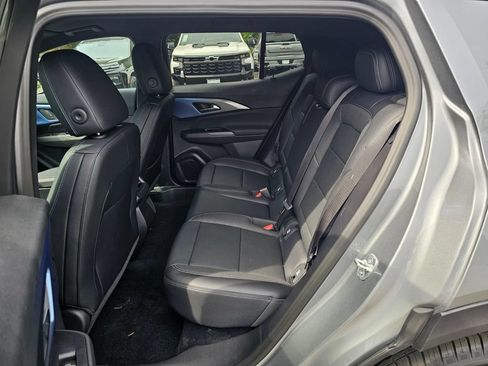 New 2026 Chevrolet Equinox EV LT AWD/4WD image 17