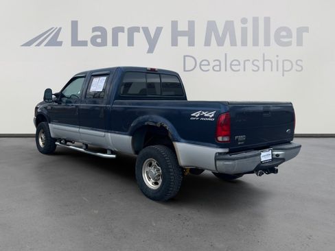Used 2002 Ford F350 Lariat image 3