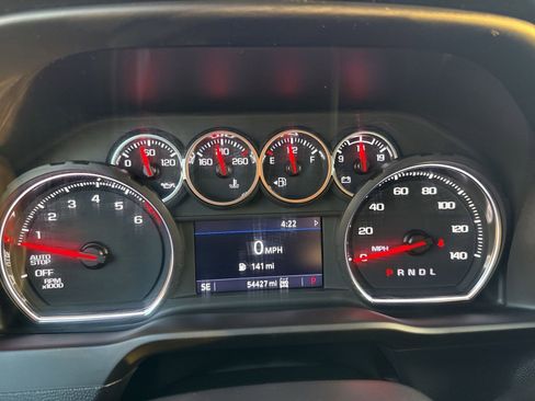 Used 2022 Chevrolet Silverado 1500 LT w/ Z71 Off-Road Package image 16