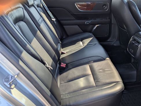 Used 2020 Lincoln Continental AWD w/ Premium Package image 26