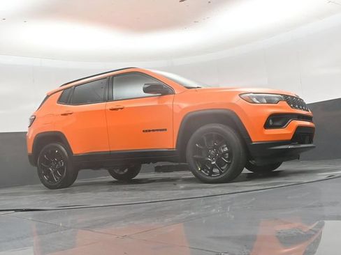 New 2026 Jeep Compass Latitude AWD/4WD image 40