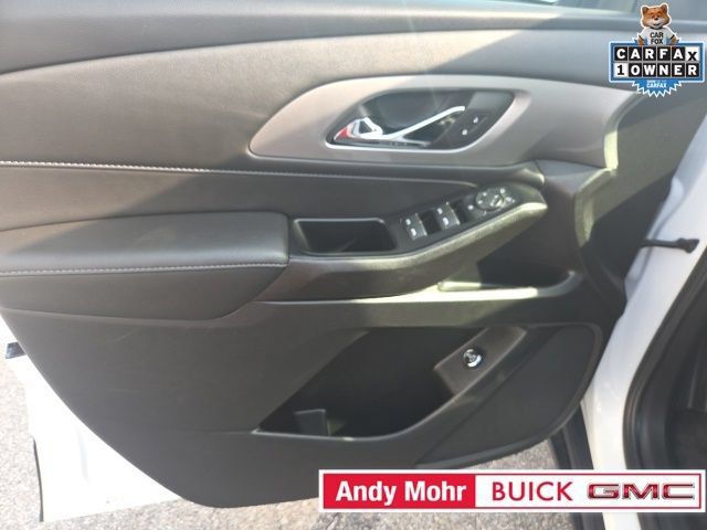 Used 2023 Chevrolet Traverse LT FWD image 26