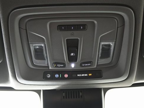 New 2026 Chevrolet Silverado 1500 LT w/ Z71 Off-Road Package image 38