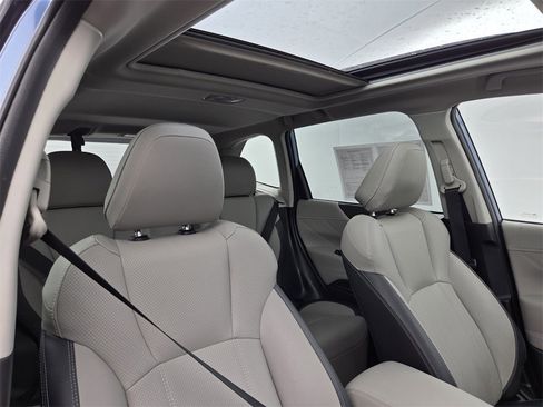 Used 2019 Subaru Forester Limited image 15