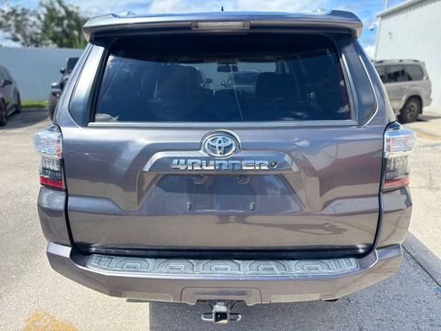 Used 2015 Toyota 4Runner SR5 Premium AWD/4WD image 4