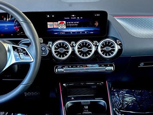 Certified 2026 Mercedes-Benz GLA 250 image 18