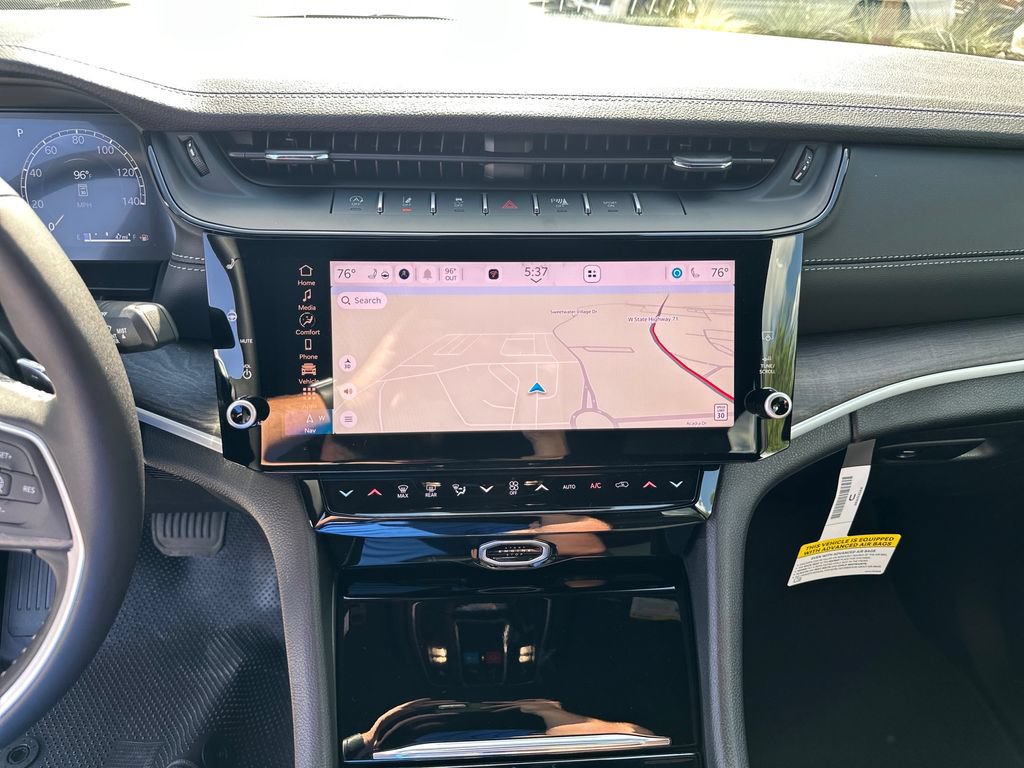 New 2026 Jeep Grand Cherokee Altitude RWD image 30