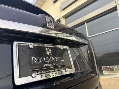 Certified 2024 Rolls-Royce Cullinan image 27