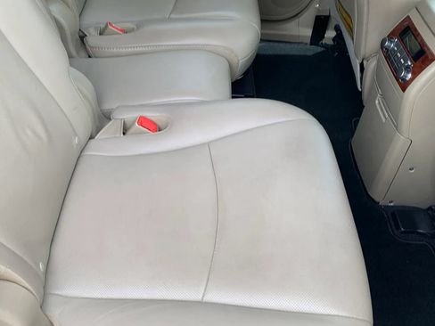 Used 2011 Toyota Highlander Limited FWD image 14