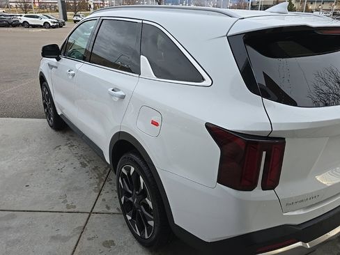New 2026 Kia Sorento EX image 4