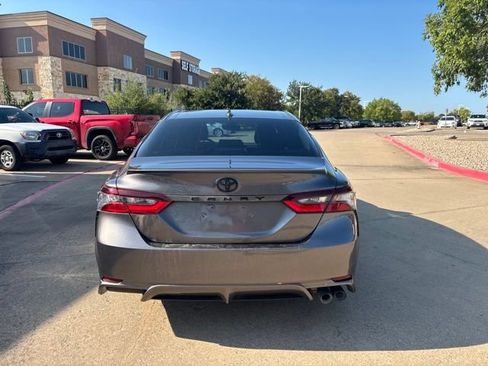 Used 2024 Toyota Camry SE FWD image 6
