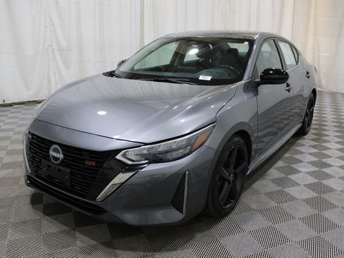 Used 2024 Nissan Sentra SR image 34