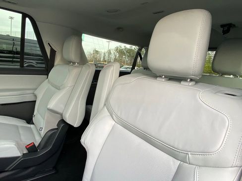 New 2026 Ford Expedition Max Platinum w/ Driver's Package image 23