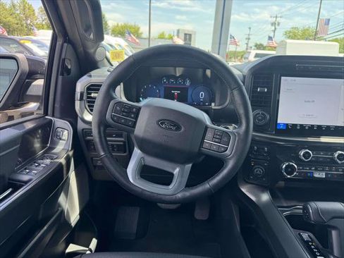 Used 2024 Ford F150 Lariat AWD/4WD image 17