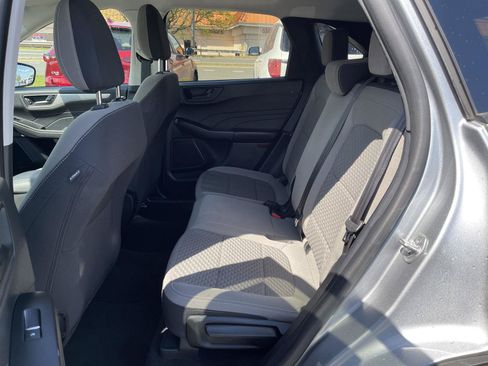 Used 2022 Ford Escape SE AWD/4WD image 14