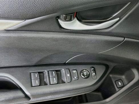 Used 2020 Honda Civic Sport image 15