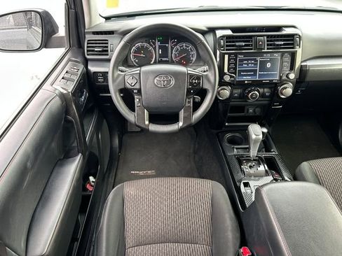 Used 2024 Toyota 4Runner TRD Off-Road AWD/4WD image 30