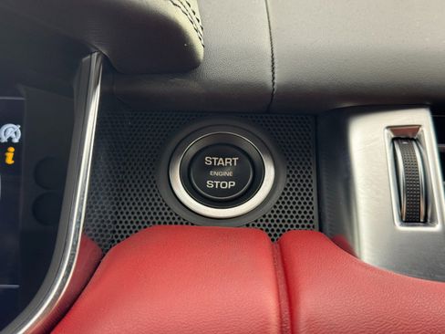 Used 2019 Land Rover Range Rover Sport SVR image 23
