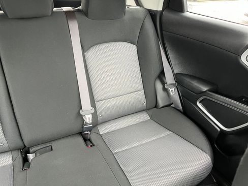 Used 2025 Kia Soul LX w/ LX Technology Package image 33