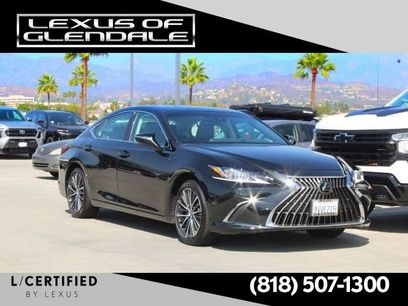 Certified 2025 Lexus ES 350 w/ Premium Package