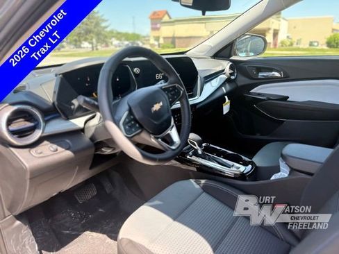 New 2026 Chevrolet Trax LT w/ LT Convenience Package FWD image 10