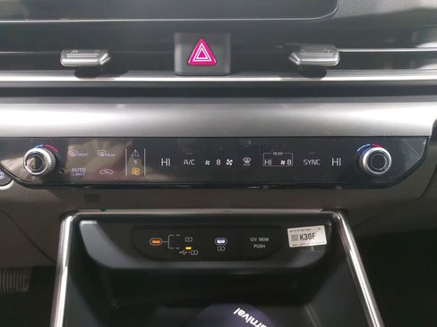 New 2026 Kia Carnival LXS image 22