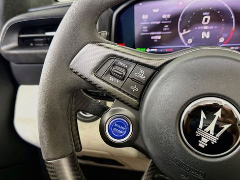 Used 2023 Maserati MC20 Spyder RWD image 21