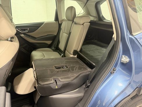 Used 2022 Subaru Forester Limited image 40