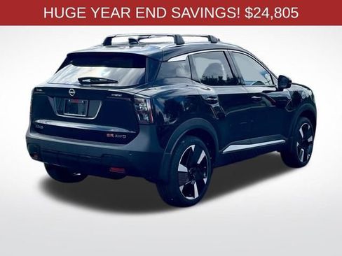 New 2025 Nissan Kicks SR AWD/4WD image 17