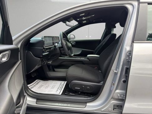 Used 2024 Hyundai Ioniq 6 SE AWD/4WD image 9