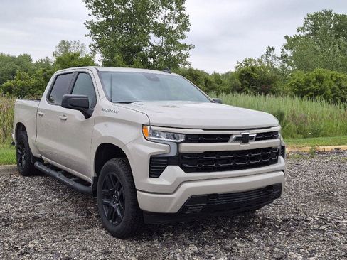 Used 2026 Chevrolet Silverado 1500 RST w/ RST Select Package AWD/4WD image 2