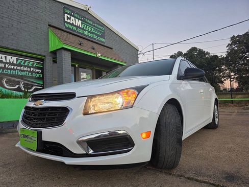 Used 2016 Chevrolet Cruze LS FWD image 46