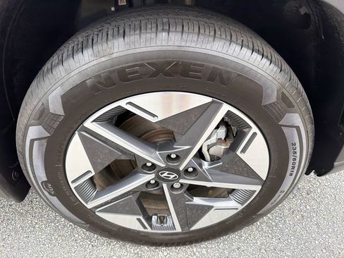 Certified 2025 Hyundai Tucson SEL AWD/4WD image 12