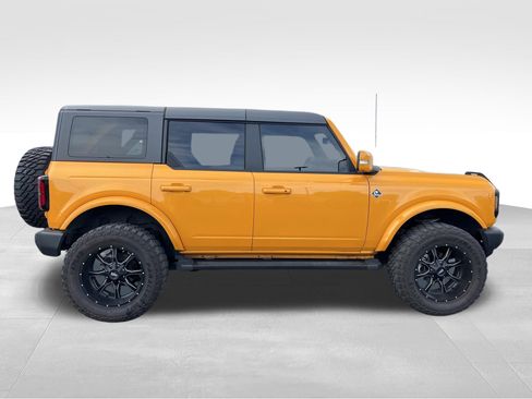 Used 2022 Ford Bronco Outer Banks AWD/4WD image 4