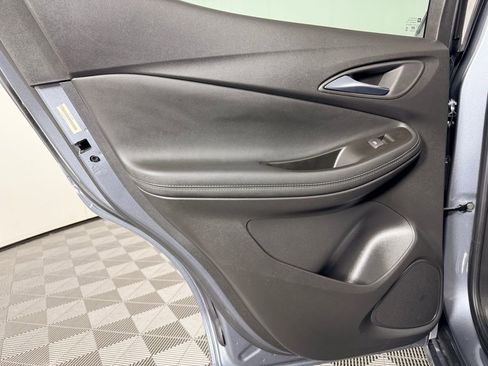 Used 2022 Buick Encore GX Select w/ Sport Touring Package image 31