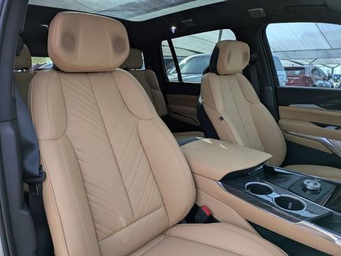 New 2025 Cadillac Escalade IQ Luxury 2 image 29