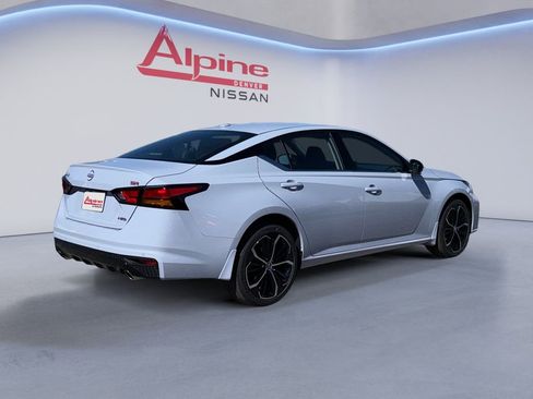 New 2025 Nissan Altima 2.5 SR w/ SR Premium Package image 5