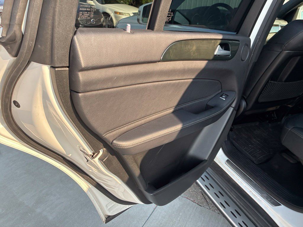 Used 2018 Mercedes-Benz GLS 450 4MATIC image 17