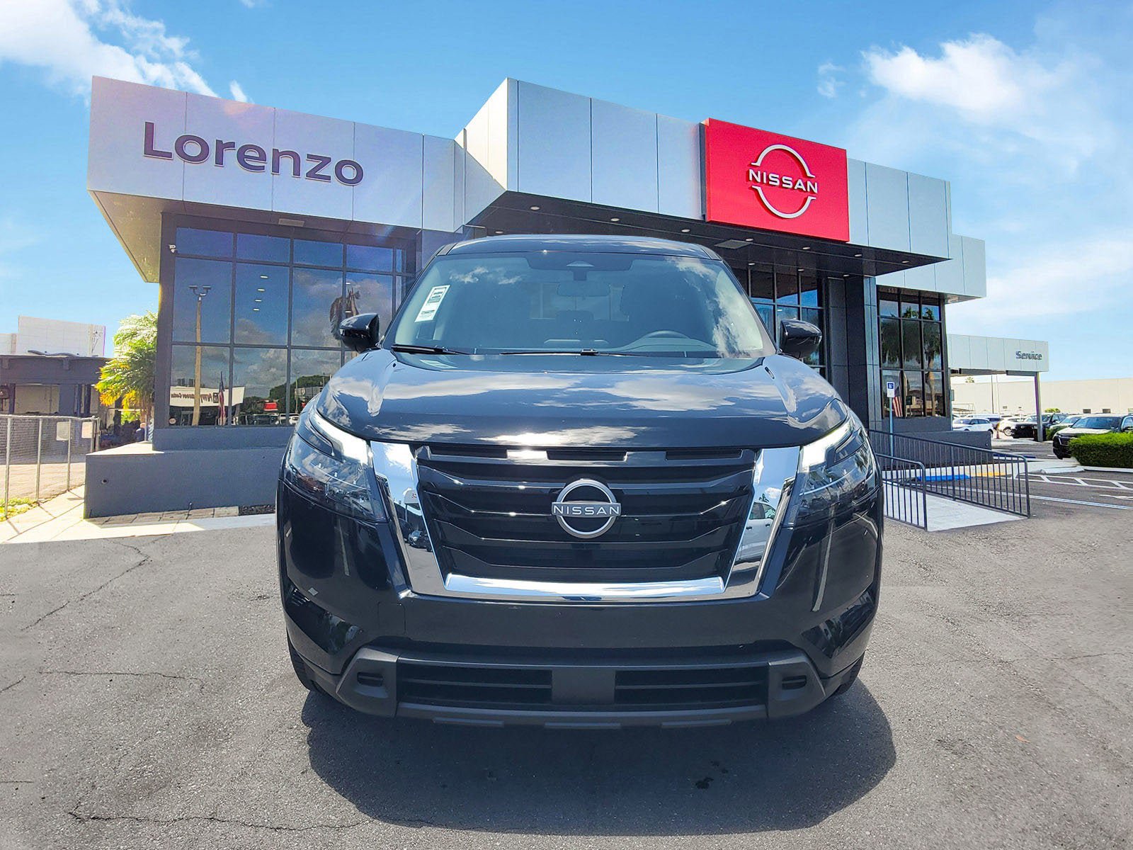 New 2025 Nissan Pathfinder S AWD/4WD image 2