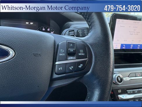 Used 2020 Ford Explorer XLT w/ Equipment Group 202A AWD/4WD image 17