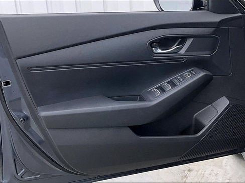 Certified 2025 Honda Accord LX image 20