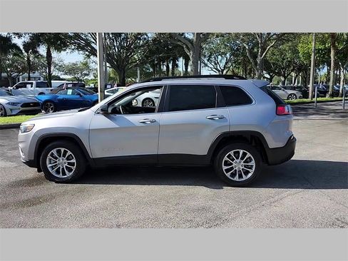 Used 2022 Jeep Cherokee Latitude Lux image 35