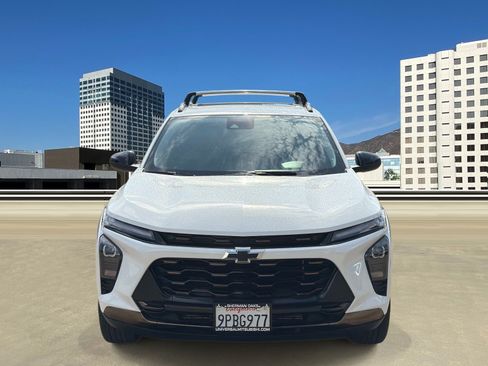 Used 2024 Chevrolet Trax ACTIV w/ Sunroof Package FWD image 2