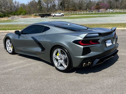Used 2022 Chevrolet Corvette Stingray 2LT Z51 PERFORMANCE & w/ Z51 Performance Package image 4