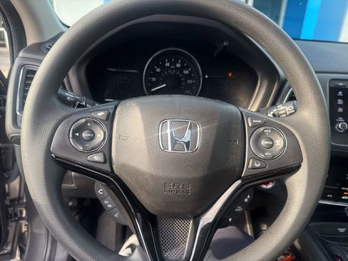 Used 2020 Honda HR-V EX image 10