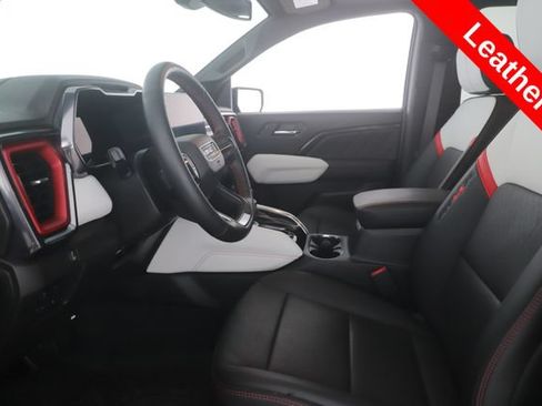 Used 2024 GMC Canyon AT4X AWD/4WD image 16