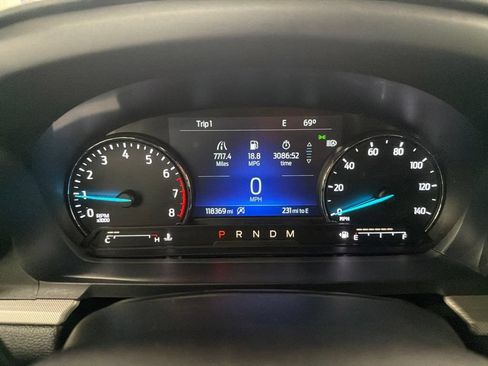 Used 2020 Ford Explorer XLT w/ Equipment Group 202A AWD/4WD image 19