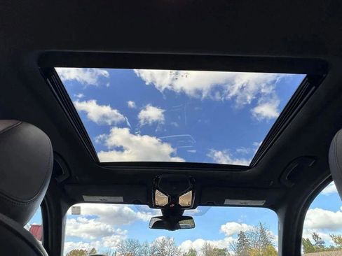 Used 2019 BMW 330i xDrive 330i xDrive image 20