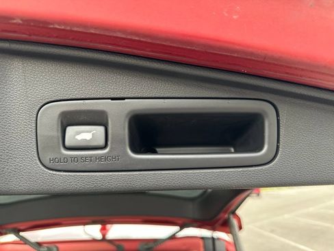 Used 2017 Honda CR-V Touring image 12